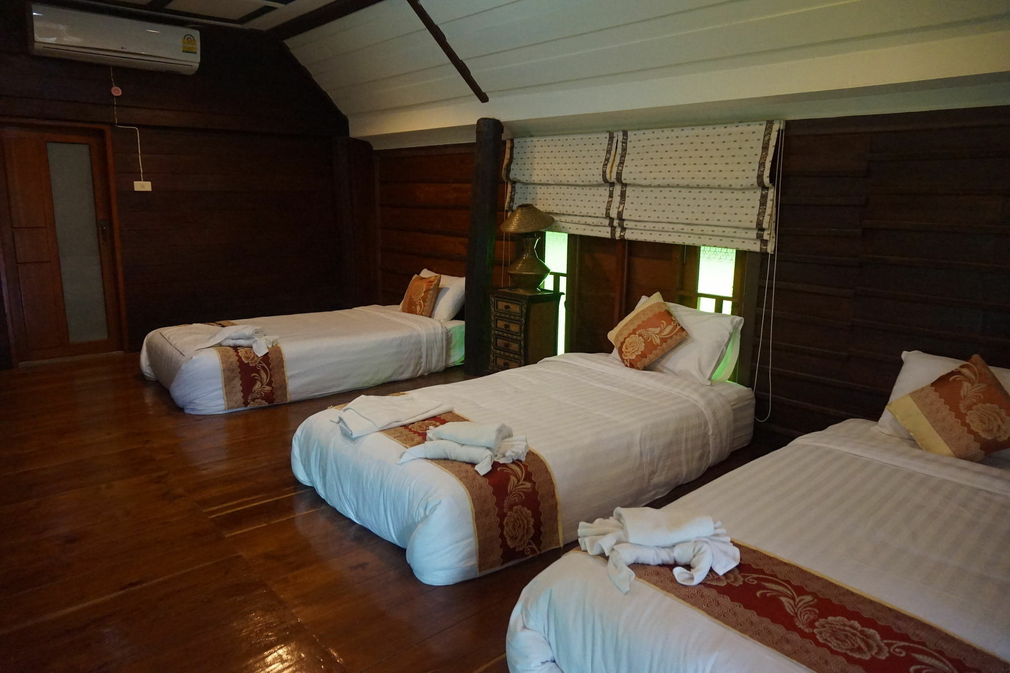 Mon Vieng Kham Resort Mae Hong Son Bagian luar foto