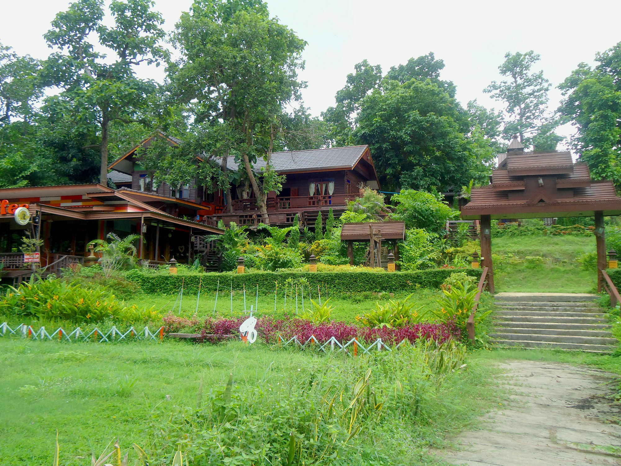 Mon Vieng Kham Resort Mae Hong Son Bagian luar foto
